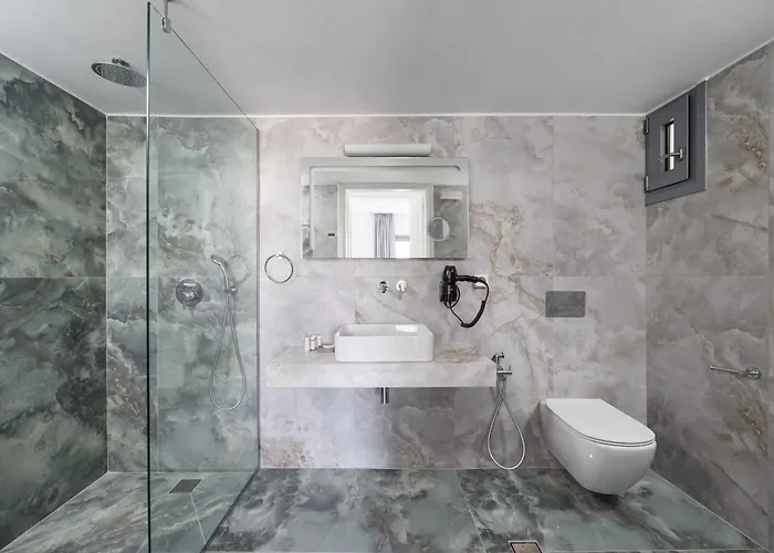 Calmare Collection 4* Pláka