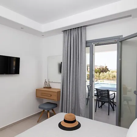 Calmare Collection 4*