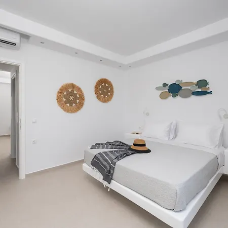 Calmare Collection Bed & Breakfast 4*